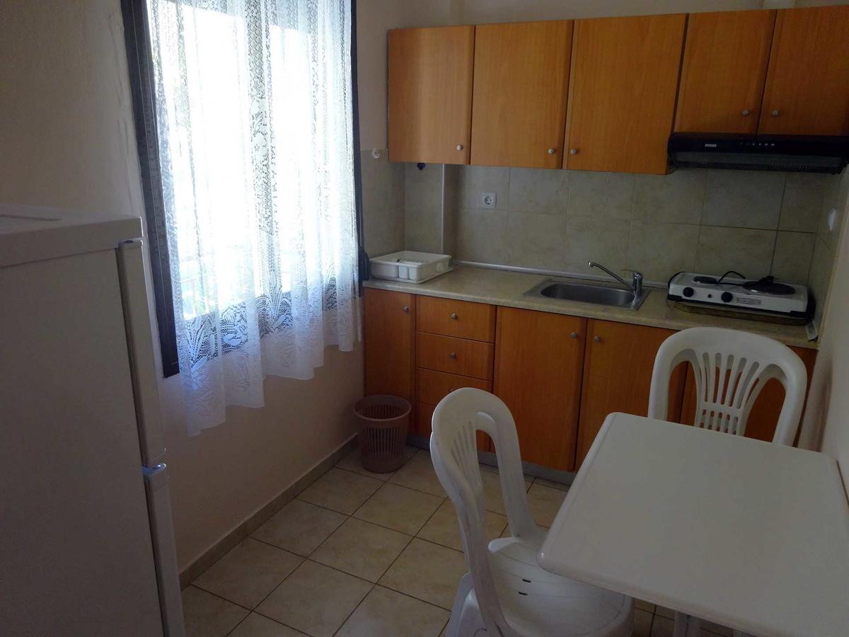 Villa Maria Apartments Полихроно Экстерьер фото