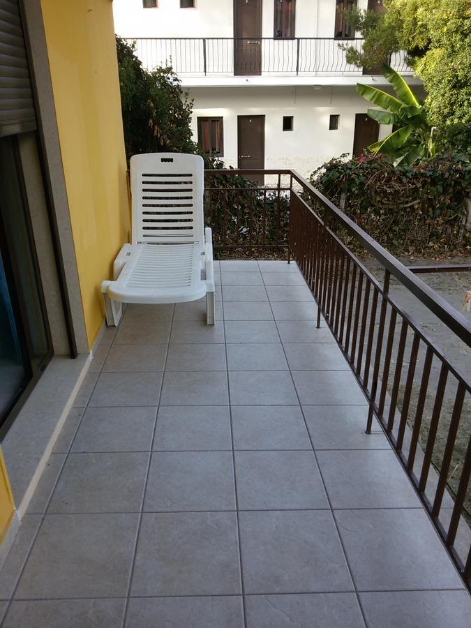 Villa Maria Apartments Полихроно Экстерьер фото